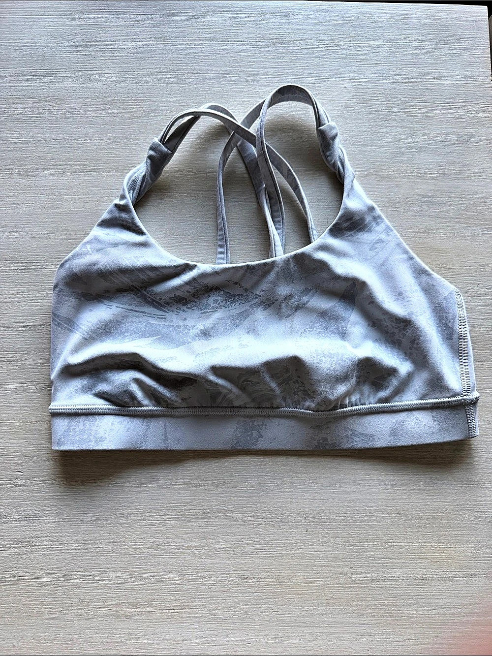 lululemon Energy Bra Sports Bra in Gray Size 6